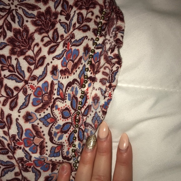 American Eagle Top - Picture 4 of 4